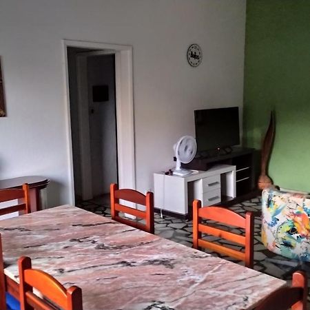 הוילה Casa No Centro De אריאל דו קאבו מראה חיצוני תמונה